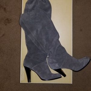 Women's talk suede boots